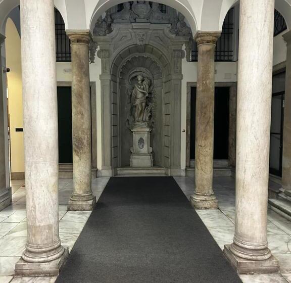 Pansiyon Le Colonne Di San Luca Affittacamere