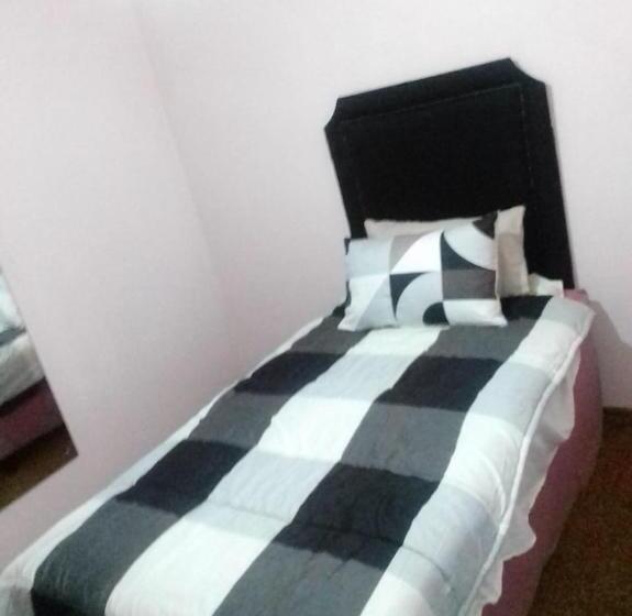 بنسيون M&t Guesthouse