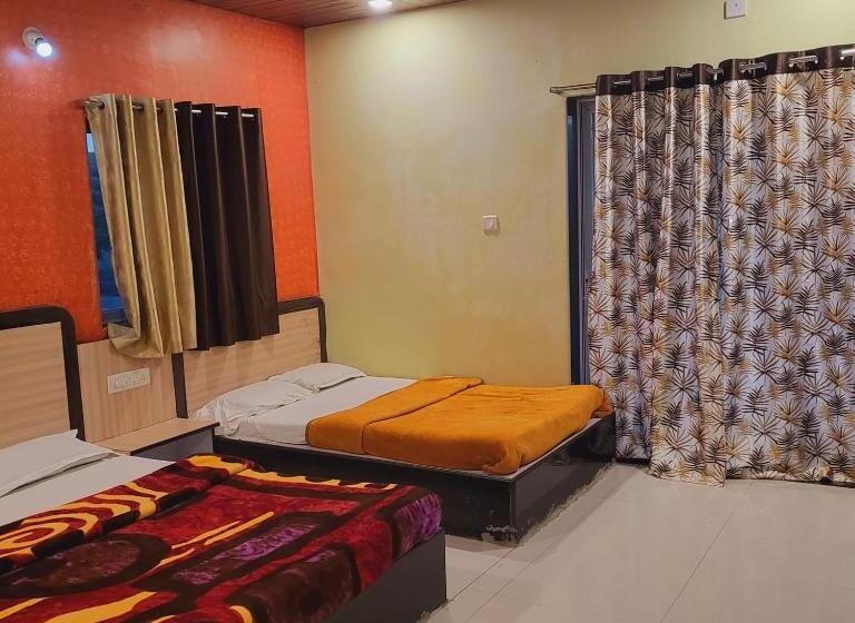 Bed and Breakfast Dhan Homestay
