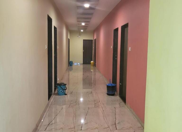 Bed and Breakfast Dhan Homestay