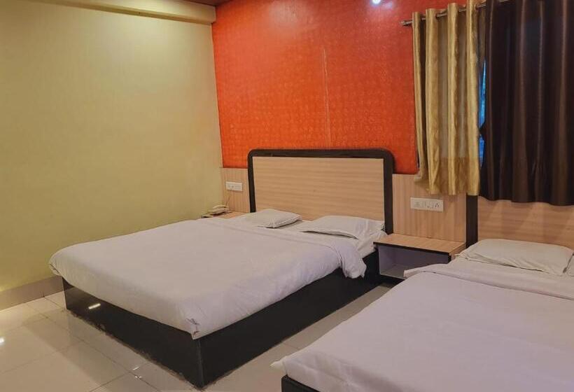 Bed and Breakfast Dhan Homestay