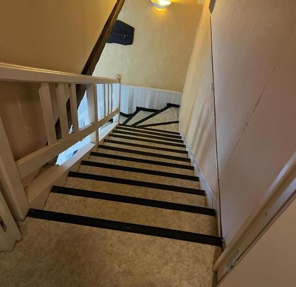 ベッドアンドブレックファースト Le Kaymar