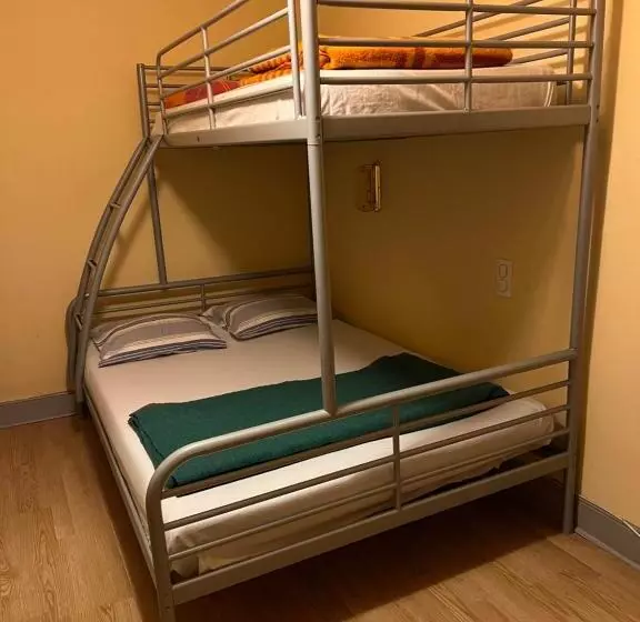 ベッドアンドブレックファースト Le Kaymar