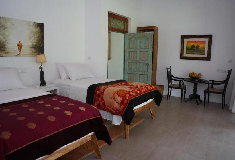 ベッドアンドブレックファースト Villa Blue Lotous