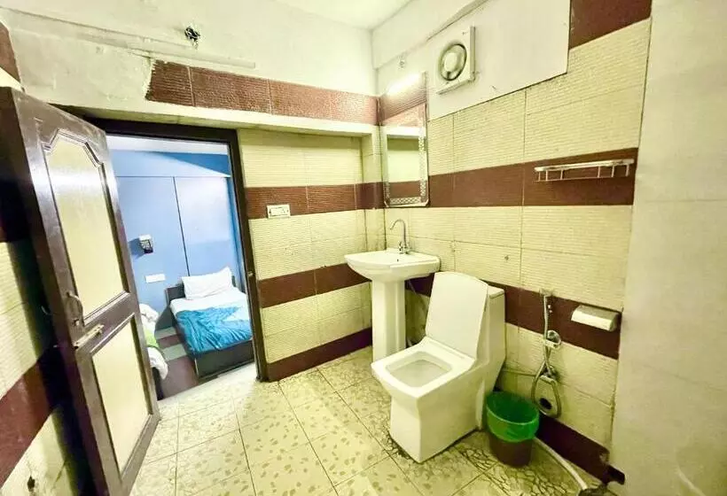 Central Hotel By Rb Group Mall Road Prime Location In Front Of Naini Lake Hygiene And Spacious Room