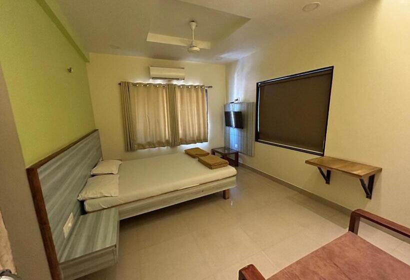 ホテル Aaba S Gomantak