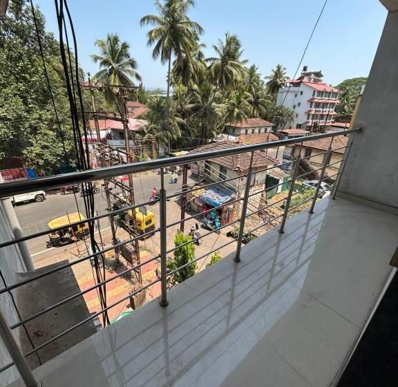 ホテル Aaba S Gomantak