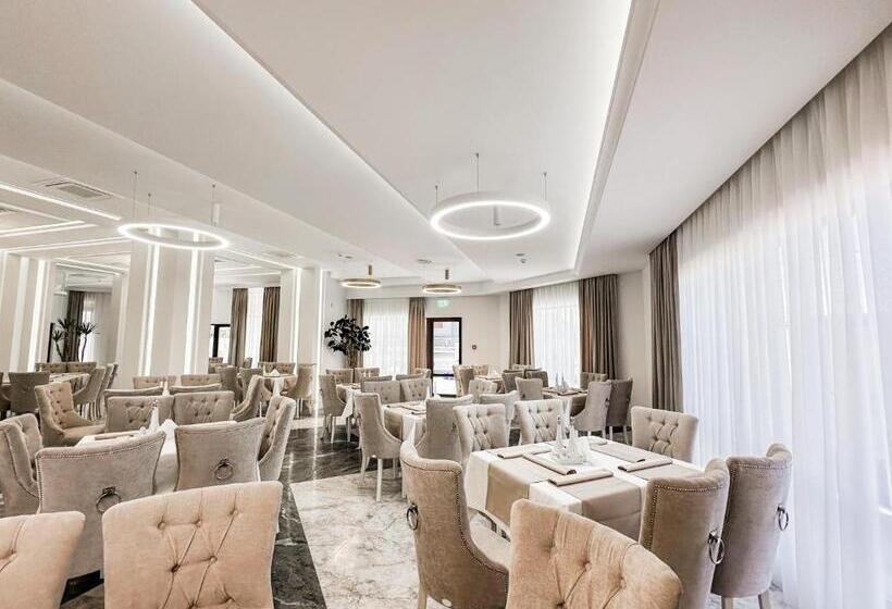 בית מלון כפרי Complex Vila Rania