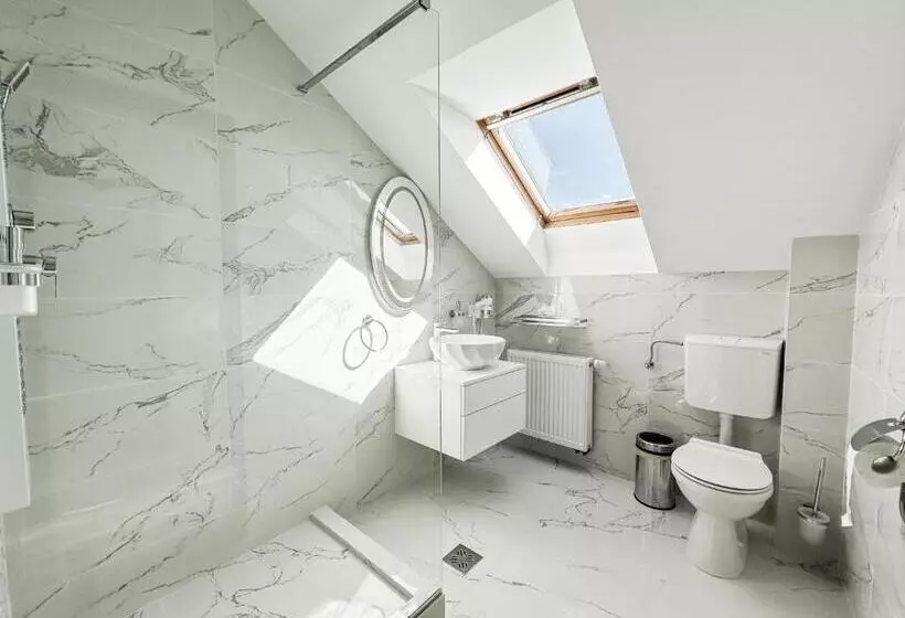 هتل Complex Vila Rania