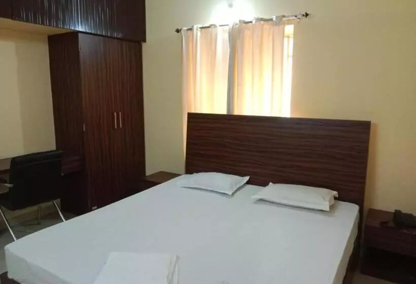 ホテル Goroomgo Green Akress Bhubaneswar