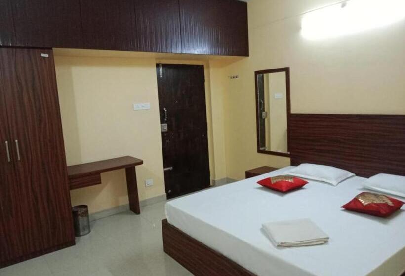 Hotel Goroomgo Green Akress Bhubaneswar