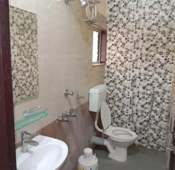 ホテル Goroomgo Green Akress Bhubaneswar