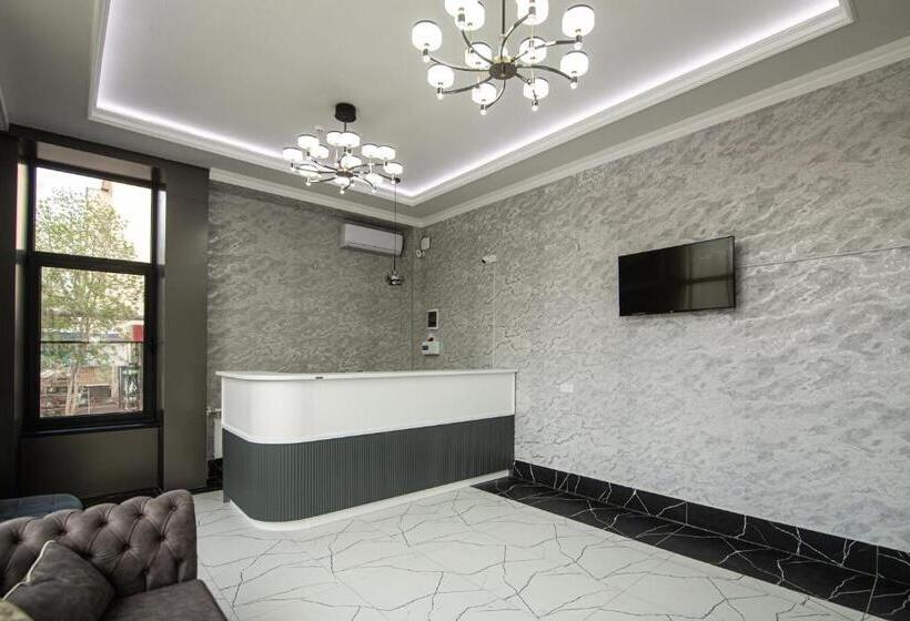 Hotel Mercuri Meridian