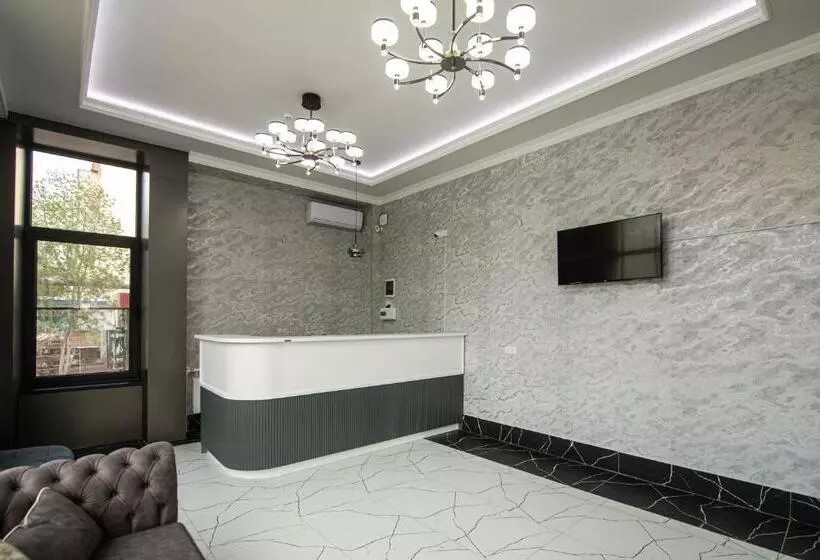 ホテル Mercuri Meridian