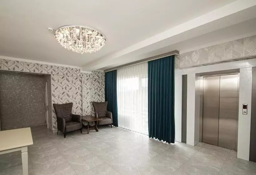 ホテル Mercuri Meridian