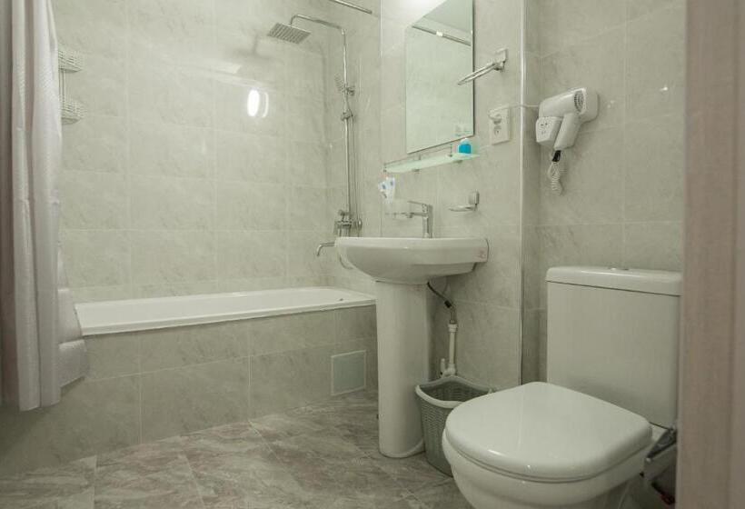 Hotel Mercuri Meridian