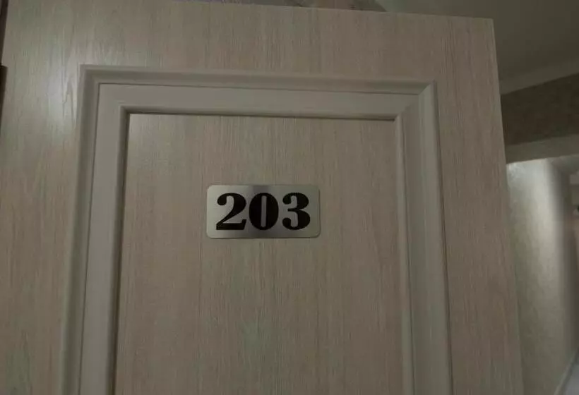 ホテル Mercuri Meridian