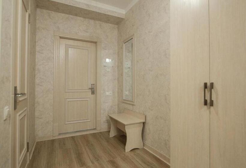 Hotel Mercuri Meridian