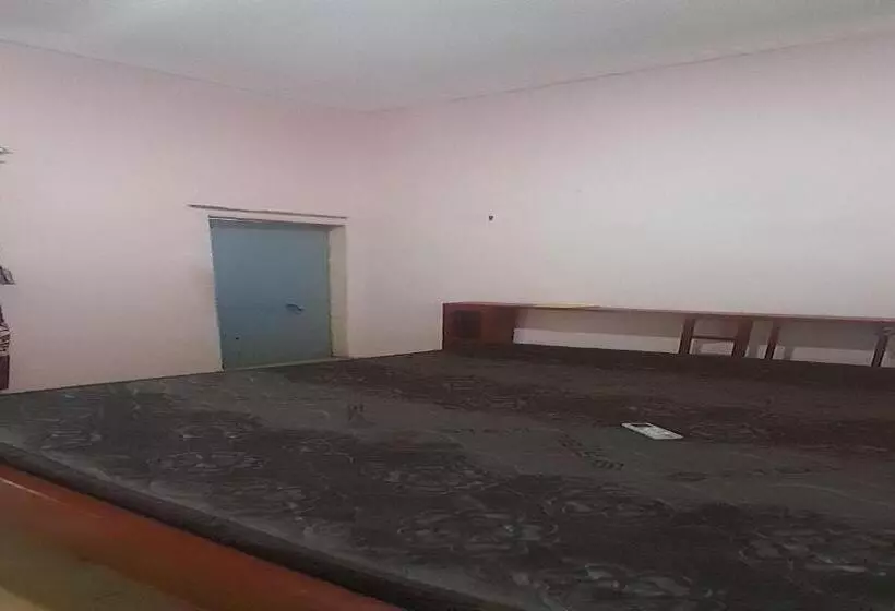 ホテル Spot On 93851 Fermansio Homestay 1