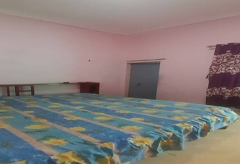 호텔 Spot On 93851 Fermansio Homestay 1