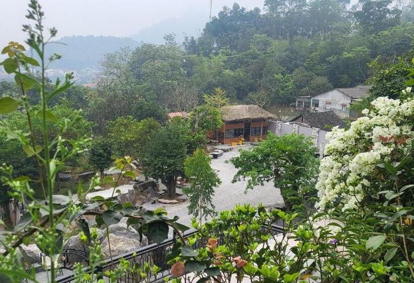 هتل Lotus Premium Lodge