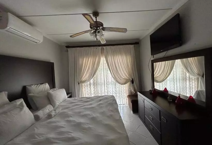 ペンション Zinoma Guest House