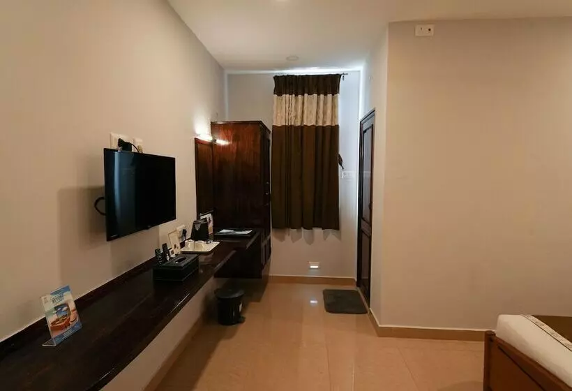 リゾートホテル Mgm Whispering Winds Yelagiri