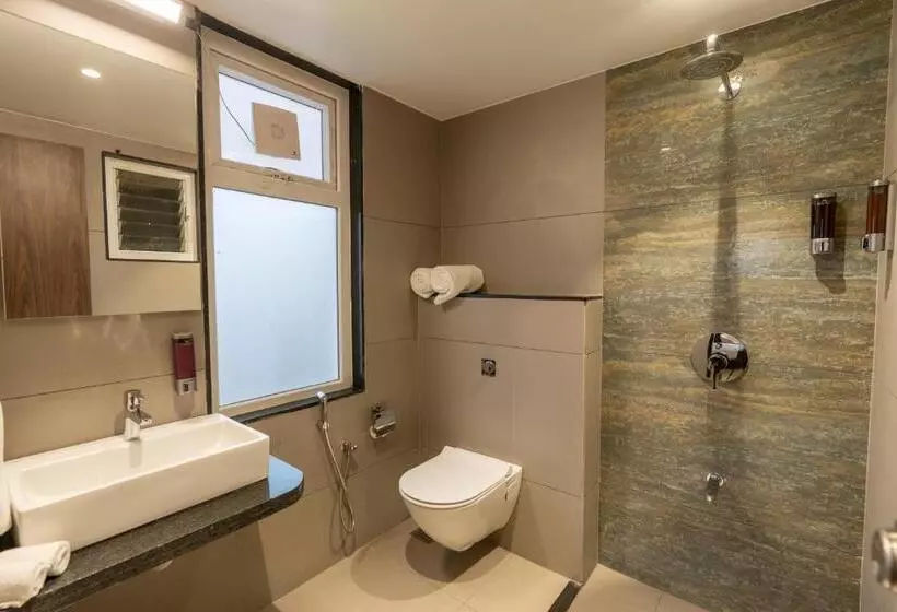 The Living Hub Hotel, Kolhapur  Walkable From Central Bus Station