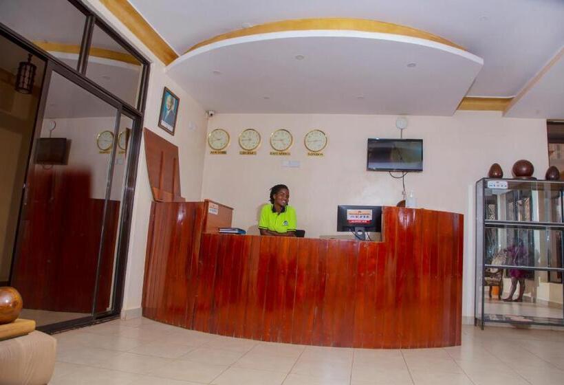 Ubuntu Palace Hotel Runati