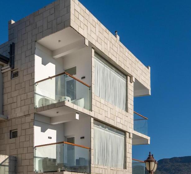 בית מלון כפרי Ra Lanka