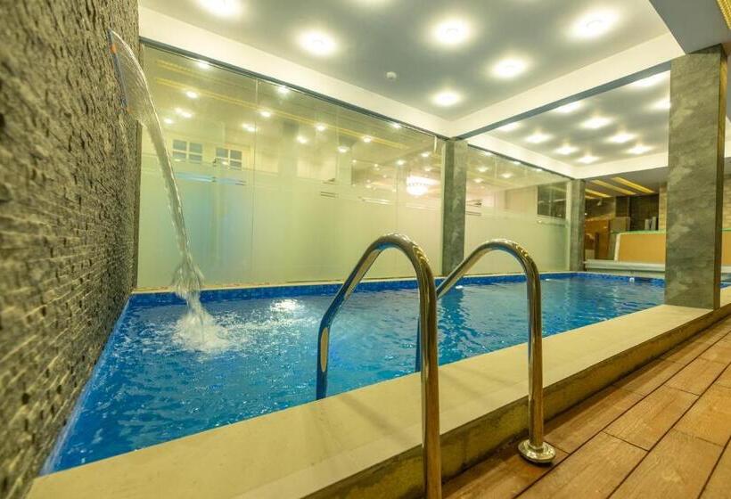 בית מלון כפרי Ra Lanka