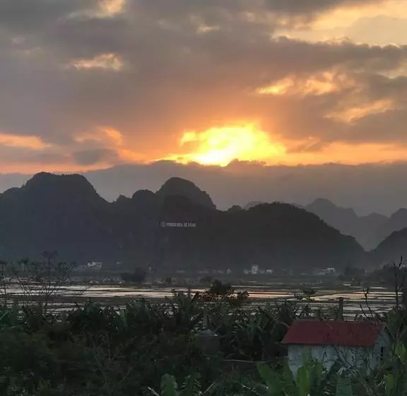هتل Happy Field Homestay Phong Nha