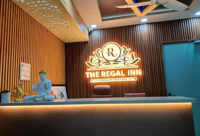ホテル The Regal Inn