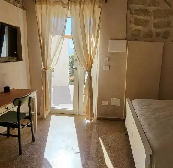 Majatalo Il Panorama Di Ercole