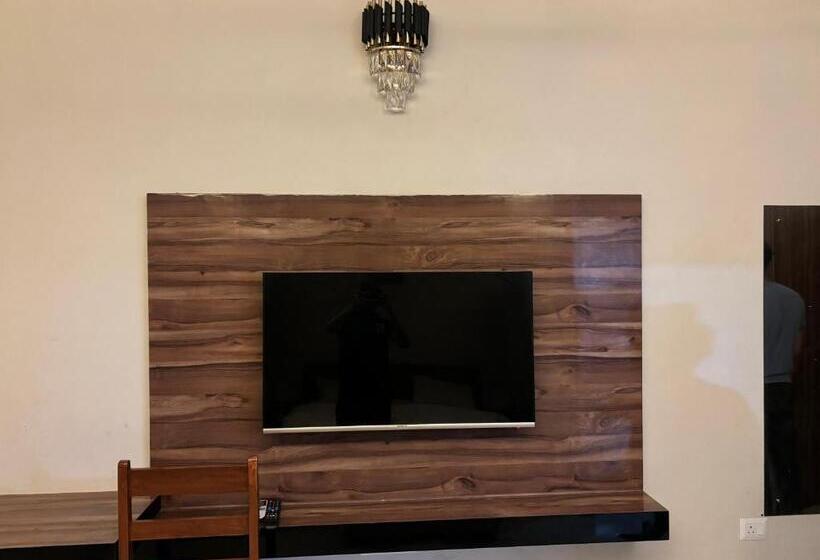 Ram Lee Grand Hotel & Restaurant