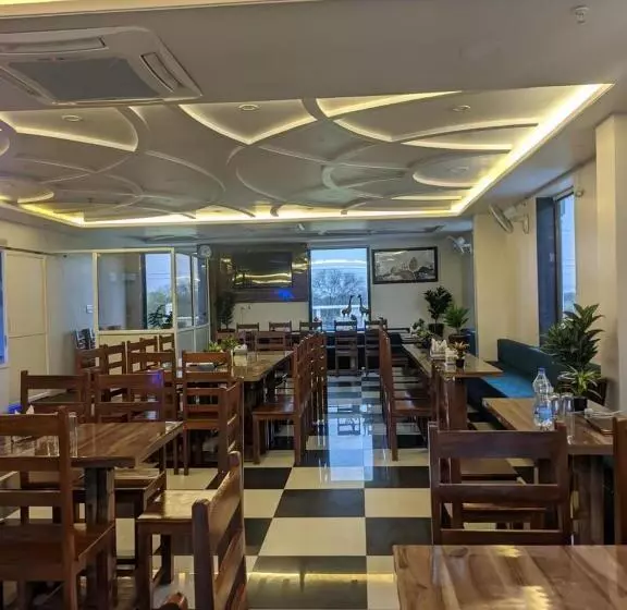 Ram Lee Grand Hotel & Restaurant