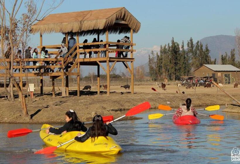 استراحتگاه Safari Lodge