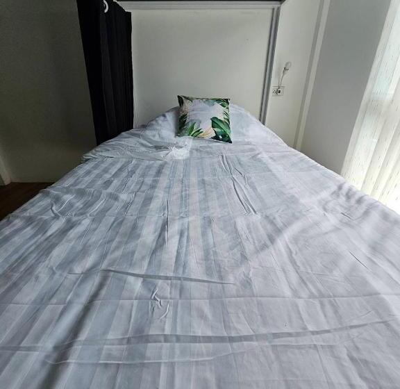 Tiger House Hostel Koh Tao