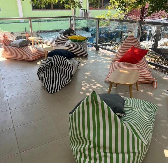 Tiger House Hostel Koh Tao