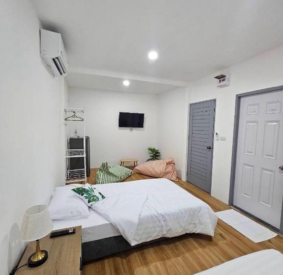 Tiger House Hostel Koh Tao