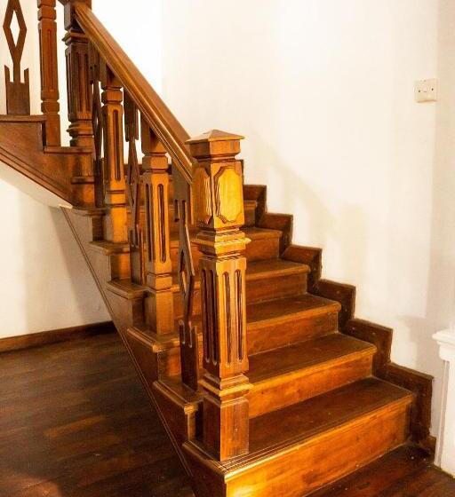 Udawalawe Elegant Hostel