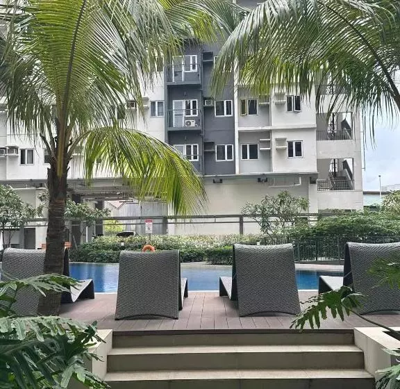 2br Cozy Condo Staycation Near Sm Novaliches, Quezon City