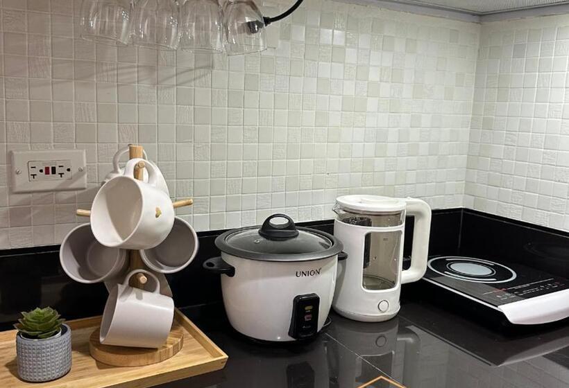 2br Cozy Condo Staycation Near Sm Novaliches, Quezon City