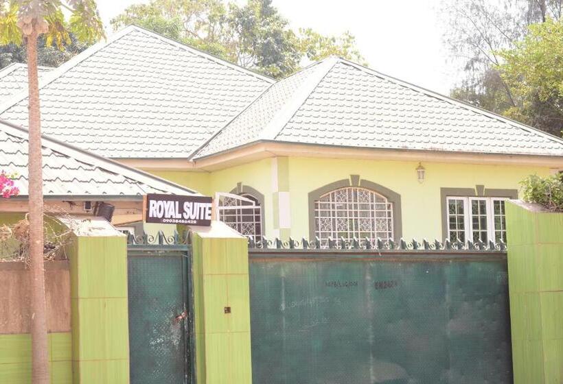 هتل Royal Suites And Apartments