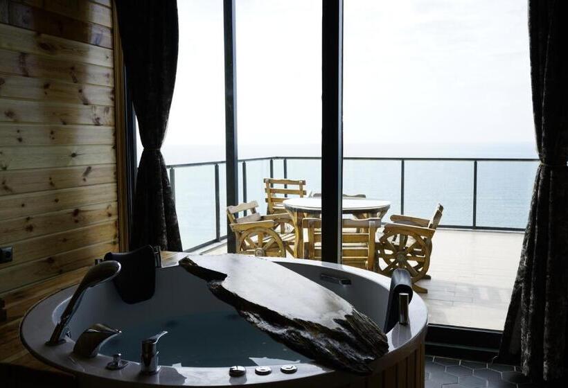 هتل Venek Viila Suit