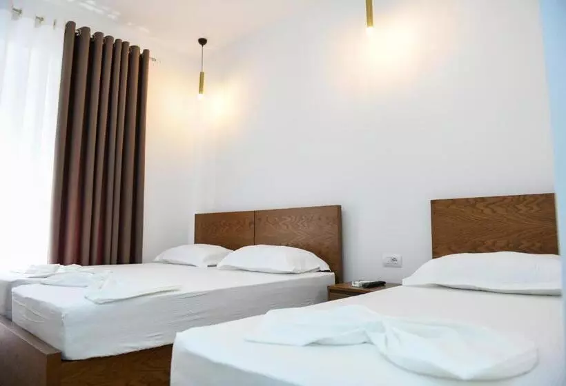 پانسیون Guest House Cela City Centre