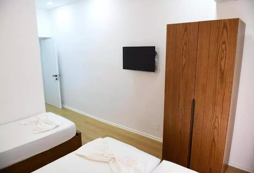 پانسیون Guest House Cela City Centre