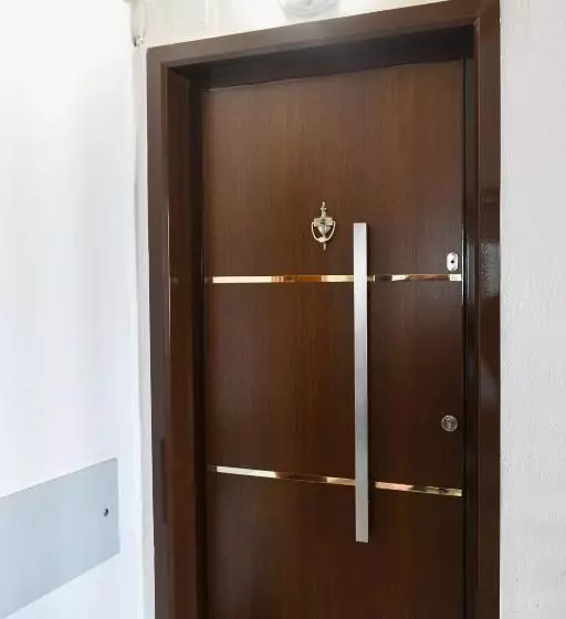 پانسیون Guest House Cela City Centre