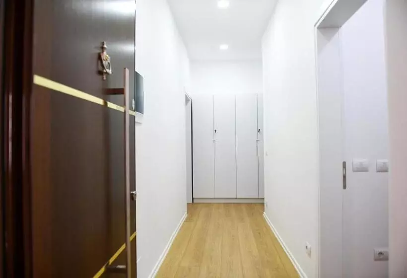 پانسیون Guest House Cela City Centre