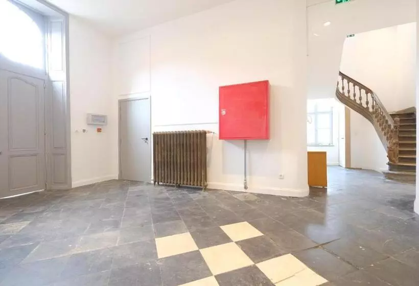 پانسیون Room Jade   La Maison De La Duchesse De La Valliere   Parking Privé